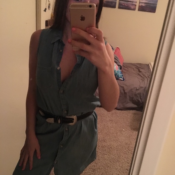 Denim button down sleeveless dress - Picture 2 of 4